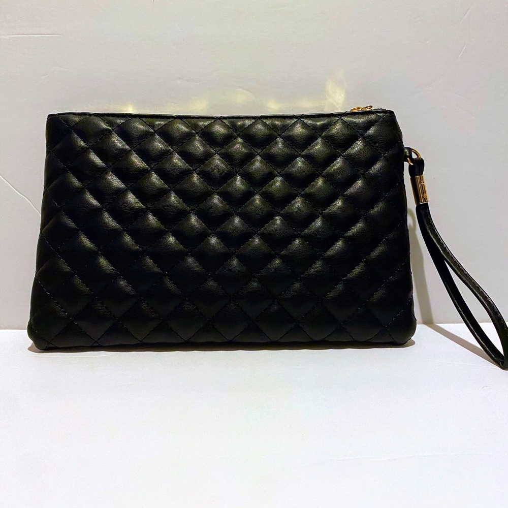 Wristlet